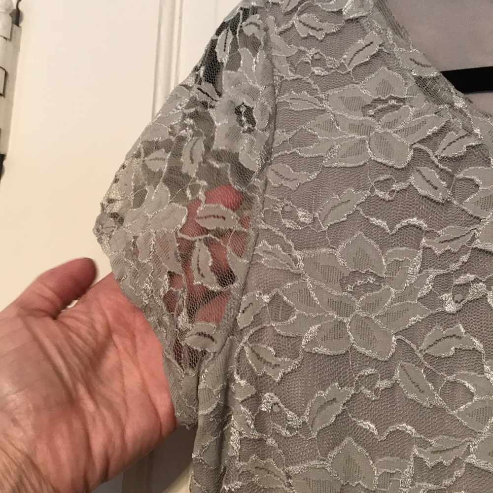 Lace tee - Picture 3 of 6